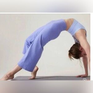 Athleta blue Elation‎ Wide Leg Crop Active Yoga Pants size small brand new